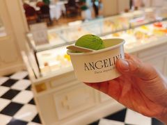 -Angelina安吉丽娜(恒隆广场店)