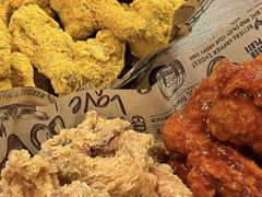 -BHC炸鸡(明洞总店)