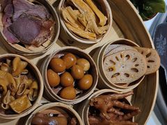 -卤校长老火锅(杨家坪直营店)