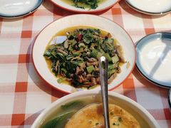 -洪霞餐馆·川菜·鲜货现炒(两江春城店)