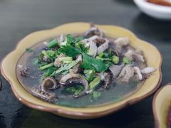 -小杨翘脚牛肉