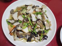 炒杂菌-邱二餐馆