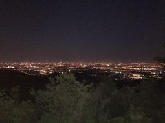 -鬼笑石后山停车场