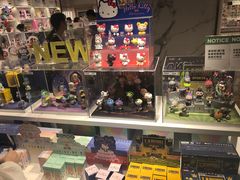 -泡泡玛特POPMART(国金街店)