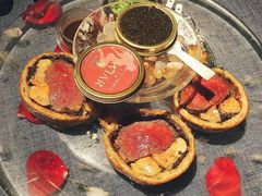 惠灵顿牛排-弦月窗LUNETTE BY AMANDA(复兴路店)