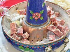 苏尼特羊羔肉-毛辣果红酸汤火锅·冰煮羊涮肉(西单店)