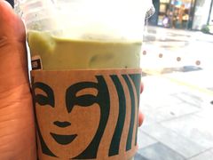 -星巴克臻选(惠州华贸天地1楼店)