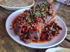 -哈尼梯田美食土菜馆