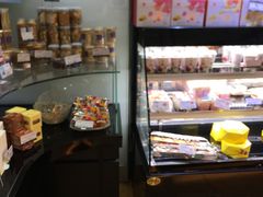 面包甜点陈列柜-好利来(彩香店)
