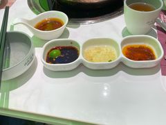 -洪氏嗨捞·广东猪肚鸡·椰子鸡火锅(西咸万象城店)