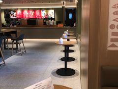 -星巴克臻选(上海中环广场2F店)