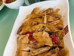 -瑞丰园庭院餐厅·白族传统家常菜