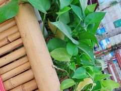 -三亚火车头万人海鲜广场