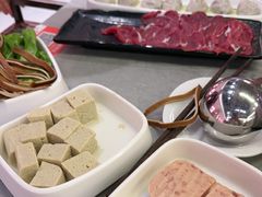 -宴全牛粤来越牛潮汕鲜牛肉火锅(海州万达广场店)