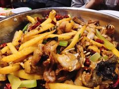 干锅牛蛙-馋嘴蛙火锅