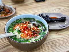 -什家婆乌鸡米线(阳光街店)