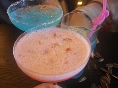 -弥庐酒吧KTV(庐山店)