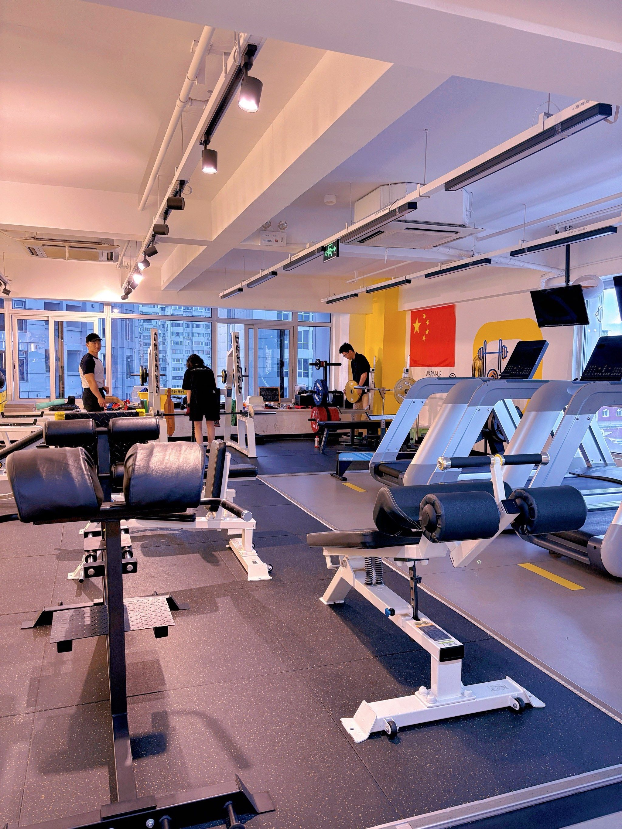 徐汇性价比最高的健身房,撸铁的集美们集94啦6015