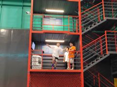 -极限PLAY运动娱乐新世界·团建派对潮玩休闲馆·室内蹦极高空游乐园