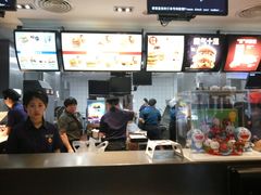 -麦当劳(农光里店)