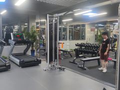 -耀恒健身(南浦地铁店)