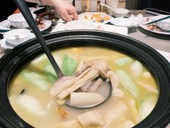 -小厨娘绣中淮扬(总统府大行宫店)