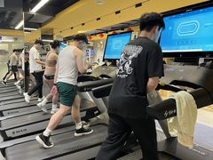 -超鹿运动(大唐世家店)