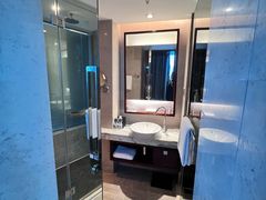 -上海龙之梦万丽酒店