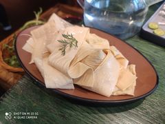 鲜花豆腐皮-老灶堂文创火锅(文艺路店)