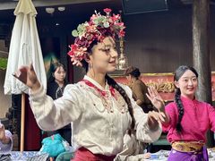 -桥边小楼·手工云南菜·古城观景小楼