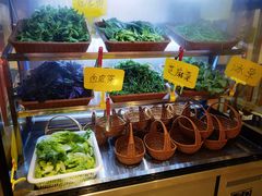 -由衷贵州酸汤牛肉火锅(新桥店)