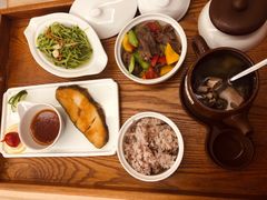-雪梅月子中心(华侨城店)