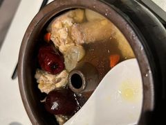 -云海肴·汽锅鸡·云南菜(天山百盛优客店)