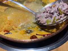 -洱火云南酸菜牛肉火锅(石景山当代商城店)