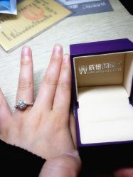 -威德钻石-克拉钻大本营(南京东路店)