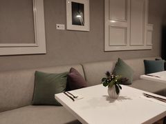 -潮一不贰·法式甜品·生日蛋糕·西式简餐(外滩店)