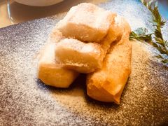 踏雪脆皮年糕-上海老站(徐家汇店)