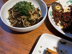 -一坐一忘云南菜(嘉里中心店)