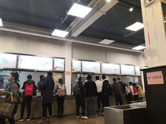 -同济大学本部学苑饮食广场
