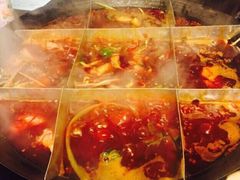 -岗上渣渣老火锅(两路口店)