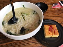 秀才过桥米线-茶花妹子云南餐厅(北大店)
