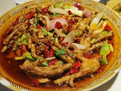 -休记光头香辣蟹干锅店(衣冠庙店)