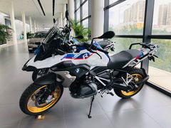 -北京华德宝宝马4S店(朝阳店)