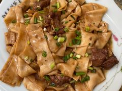-壹阁胡羊焖饼(特色小吃街店)