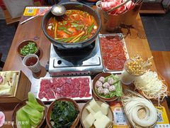 -黔有有贵州酸汤夺夺粉火锅(五味十字店)