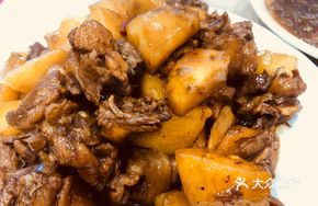 Stewed Chicken with Potatoes