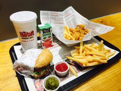 -The Habit Burger Grill 哈比特汉堡(爱琴海店)