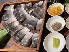 -围炉肉舍•炭烤活鳗•丹东海鲜烤肉(步行街店)