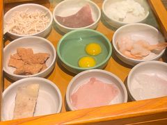 -良米山·云南野生菌过桥米线(上海首店)