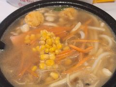 -沁麦源过桥米线(总店)